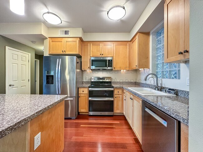 Foto del edificio - 800 N 8th St
