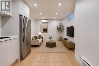 Building Photo - 390 Palmerston Blvd