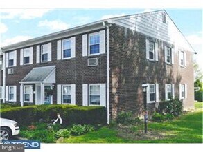 Building Photo - 4701 Pennell Rd