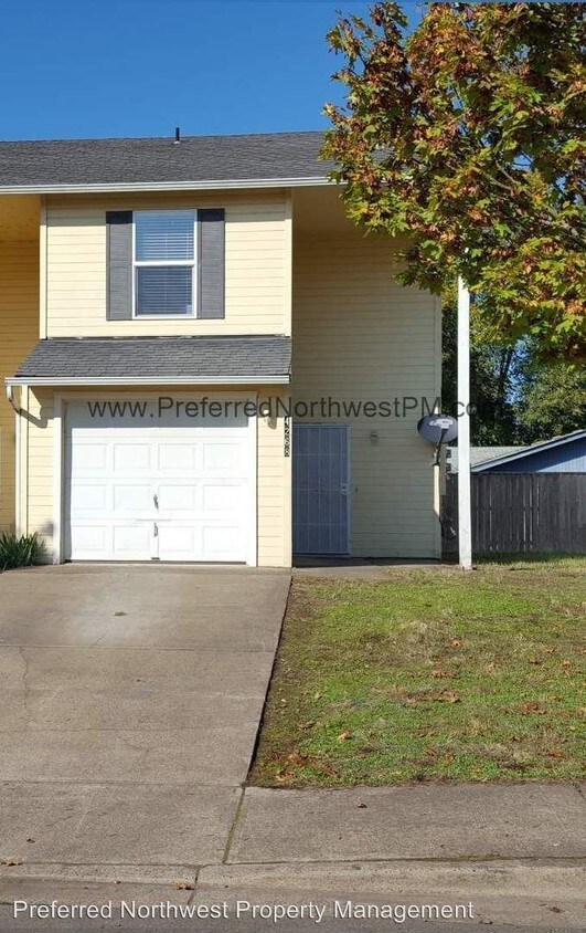 Primary Photo - 4268 Aster St