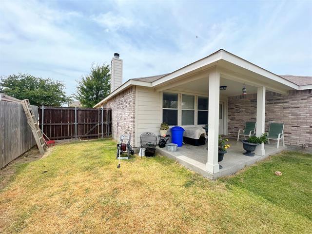 Building Photo - 1616 Logan Dr