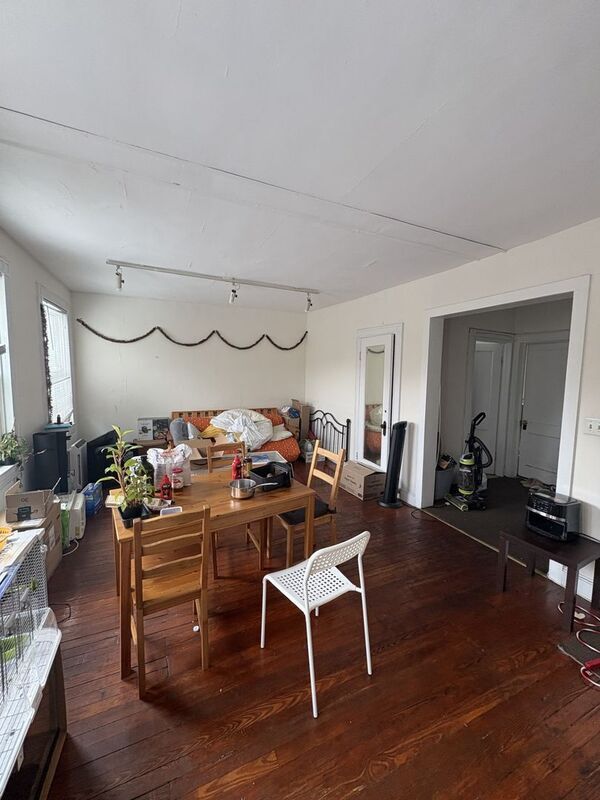 Building Photo - 3122 Guilford Ave