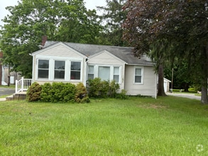 Building Photo - 668 Shiloh Pike