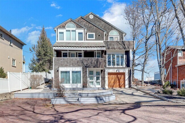 Building Photo - 45 Culross Dr