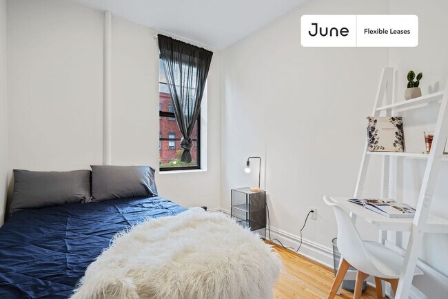 Foto del edificio - Cozy Private ROOM in Greenpoint