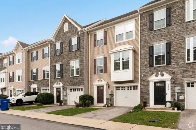 Building Photo - 1280 Rannoch Ln