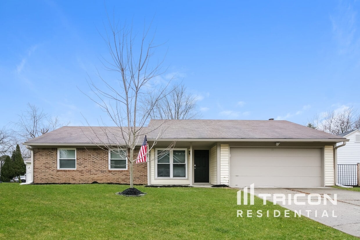 Primary Photo - 5813 Windward Way Indianapolis IN