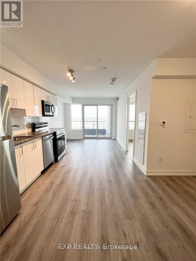 Photo du bâtiment - 1480-1480 Bayly St