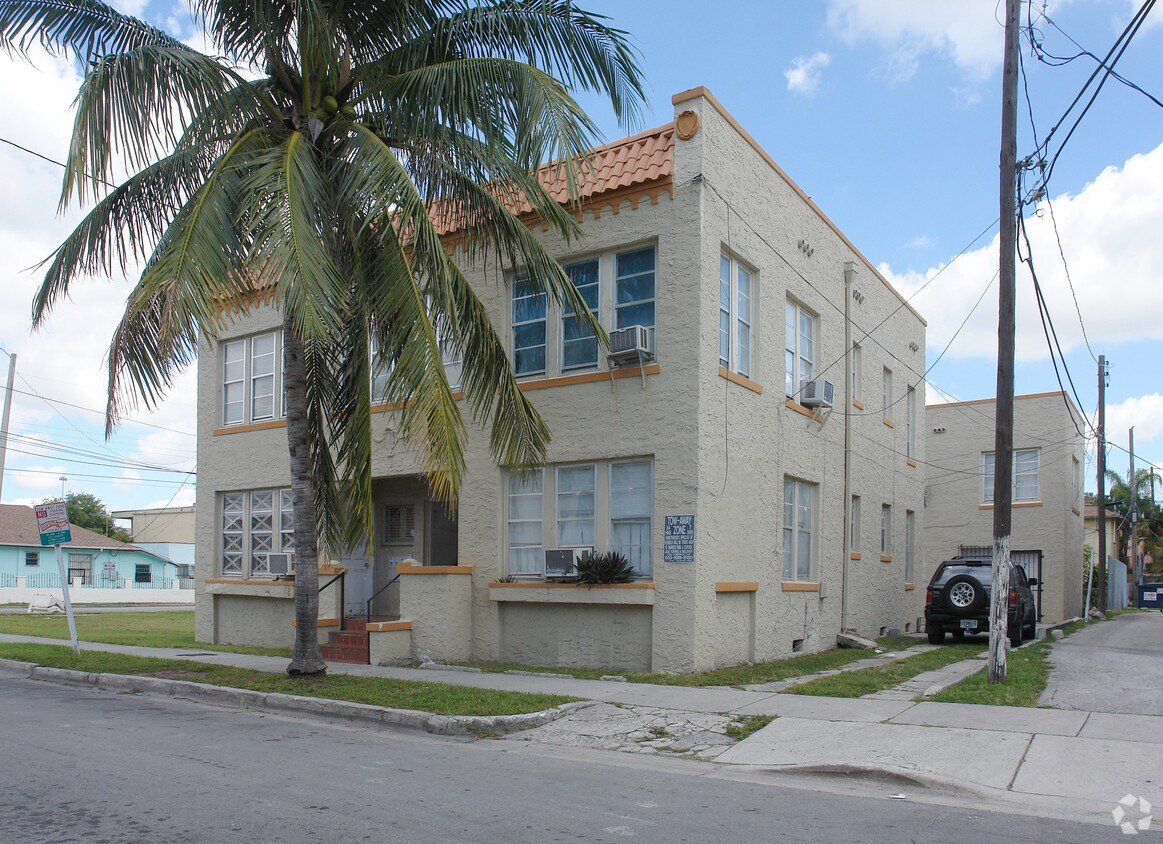 Primary Photo - 1269 NW 5th St