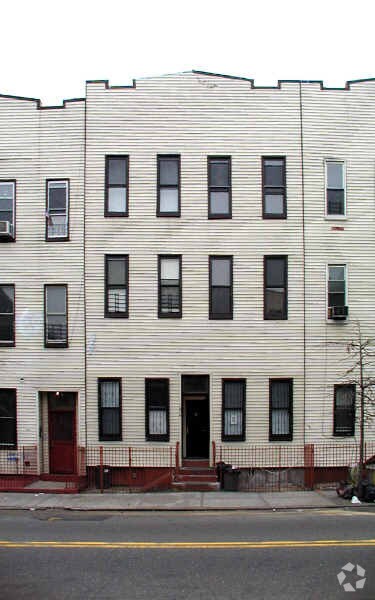 Primary Photo - 1426 DeKalb Ave