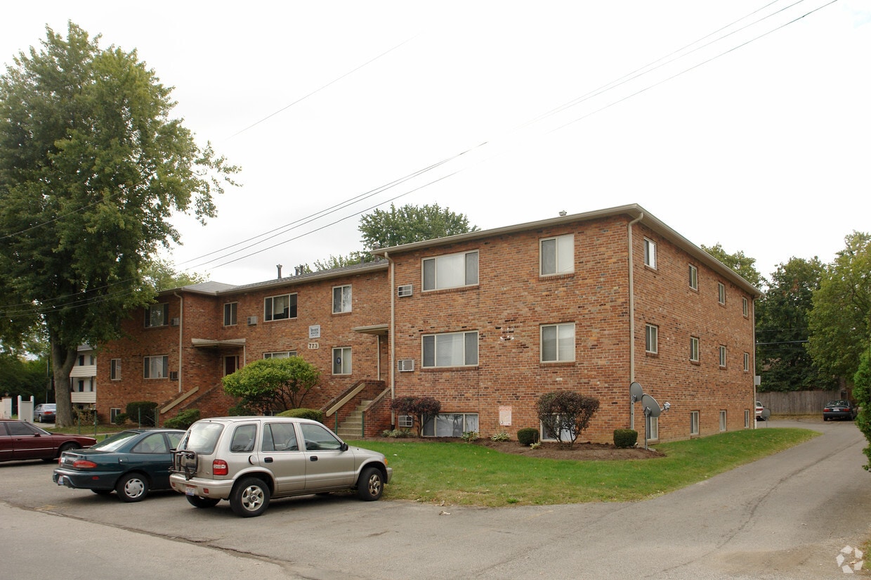 773 Riverview Dr, Columbus, OH 43202 Apartments in Columbus, OH