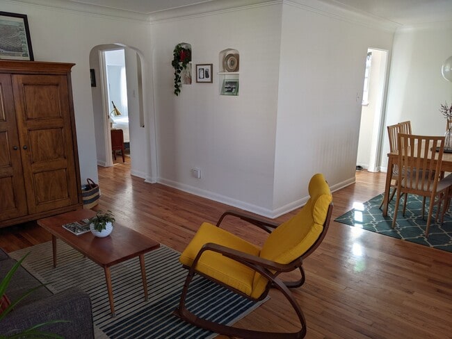 Photo - 1600 Winona Ct Apartment