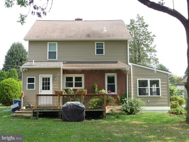 Foto del edificio - 507 Pennock Ave