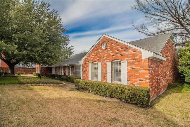 Building Photo - 1145 Roaring Springs Rd