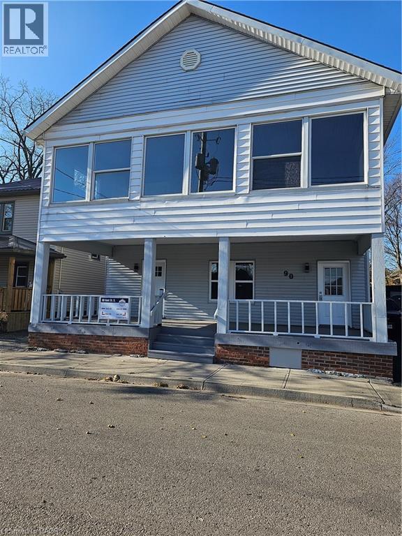 Building Photo - 90 Kent St S