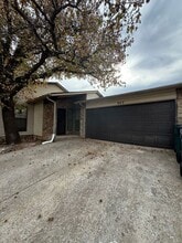 Building Photo - 922 NW 116th Ct