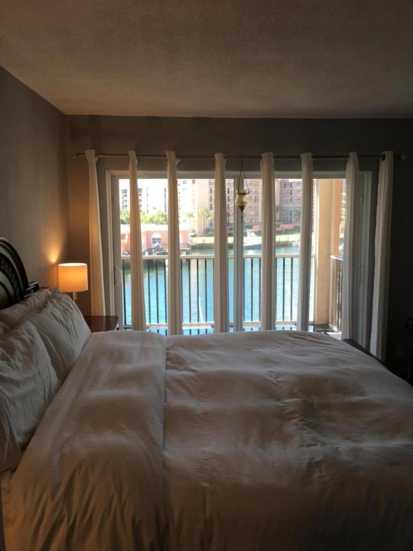 Foto del edificio - 2871 N Ocean Blvd