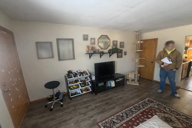 Building Photo - 1907 Green Tree Rd