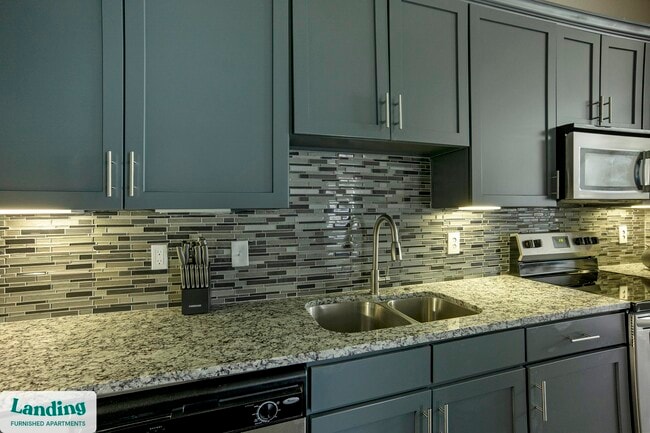 Building Photo - 18101 Point Lookout Dr