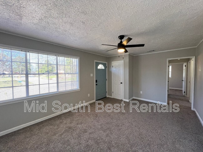 Building Photo - 1267 Canfield Ave