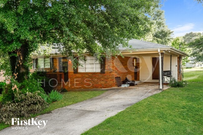 Building Photo - 5562 Hood St