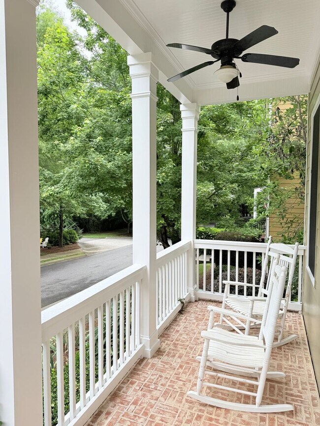 Foto del edificio - 3 Bed/ 3 Bath House Located at The Cottage...