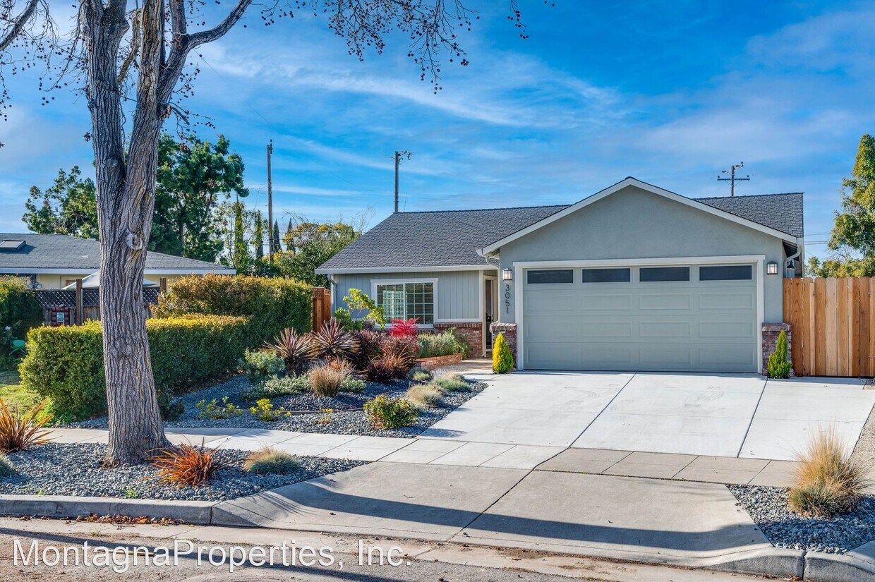 Primary Photo - 4 br, 1 bath House - 3051 Franela Dr