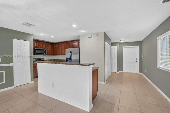 Foto del edificio - 8968 Lancaster St