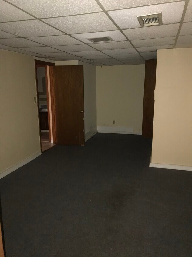 Primary Photo - 139 Spring St