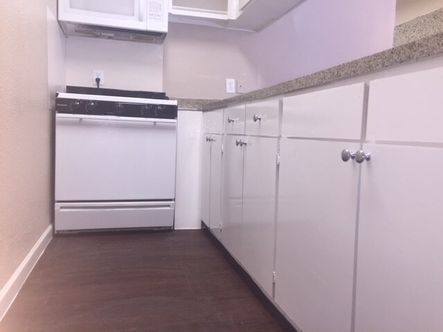 Building Photo - Mirabella Apartments
