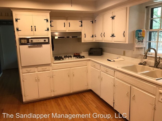 Foto del edificio - 2 br, 2 bath House - 313 McClain Street