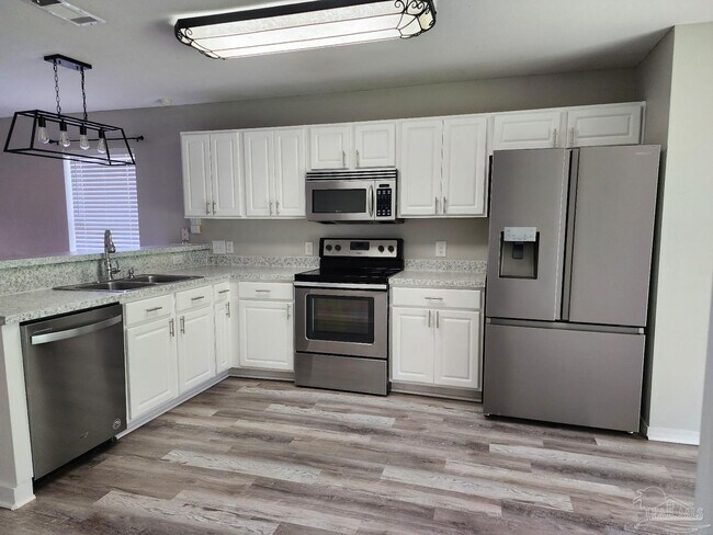 Building Photo - 10475 Senegal Dr