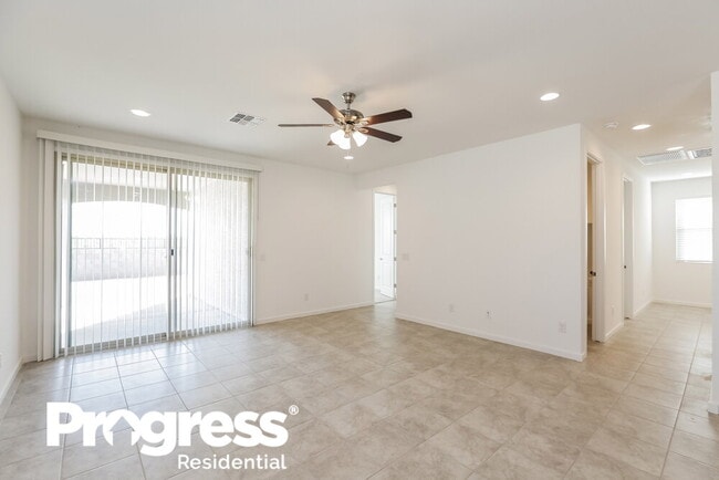 Building Photo - 4409 S 110th Ave