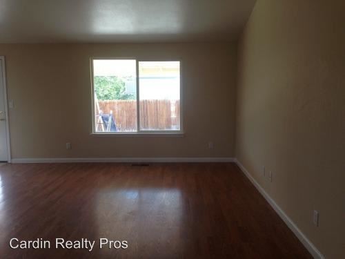 Foto del edificio - 614 Brook Ln