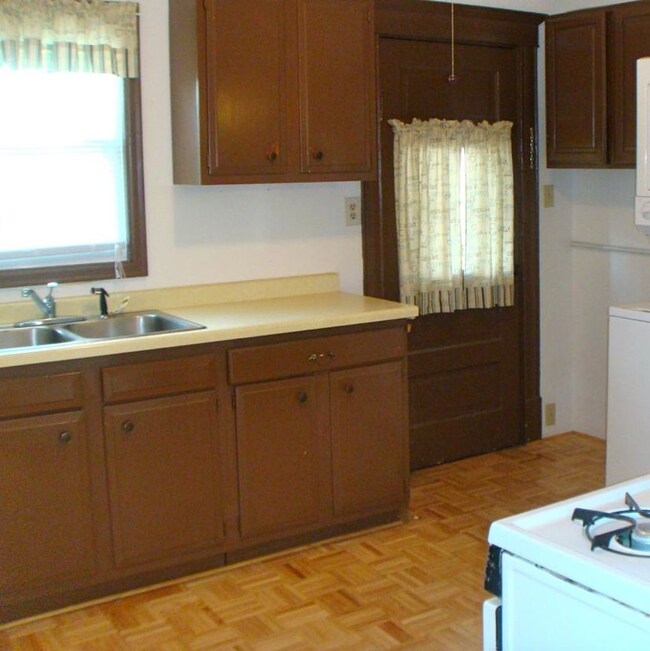 Foto del edificio - Lower Level 1BR/1 BA Duplex in Minneapolis