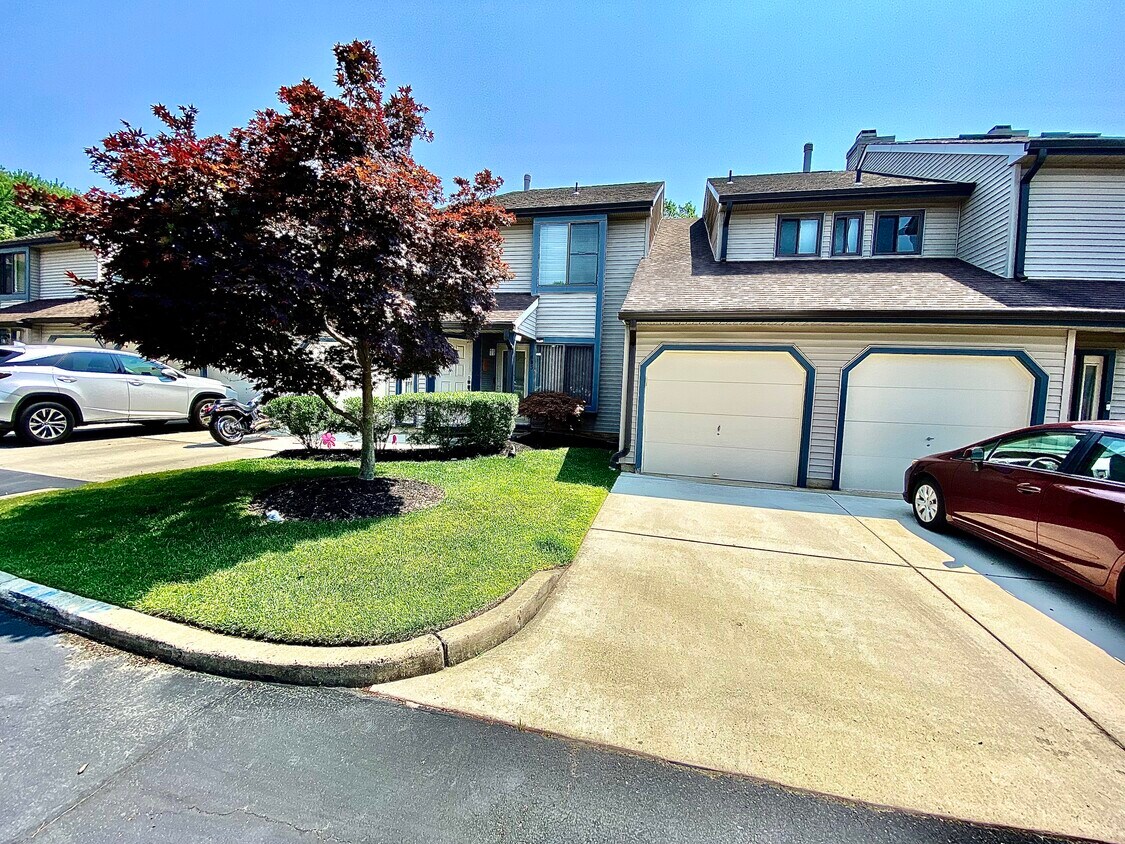 Primary Photo - 803 Chesterwood Ct