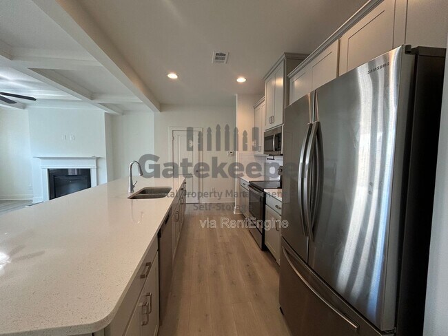 Foto del edificio - 7741 Squire Ct