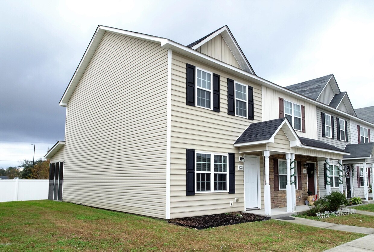 Foto principal - 4001 Grandeur Ave