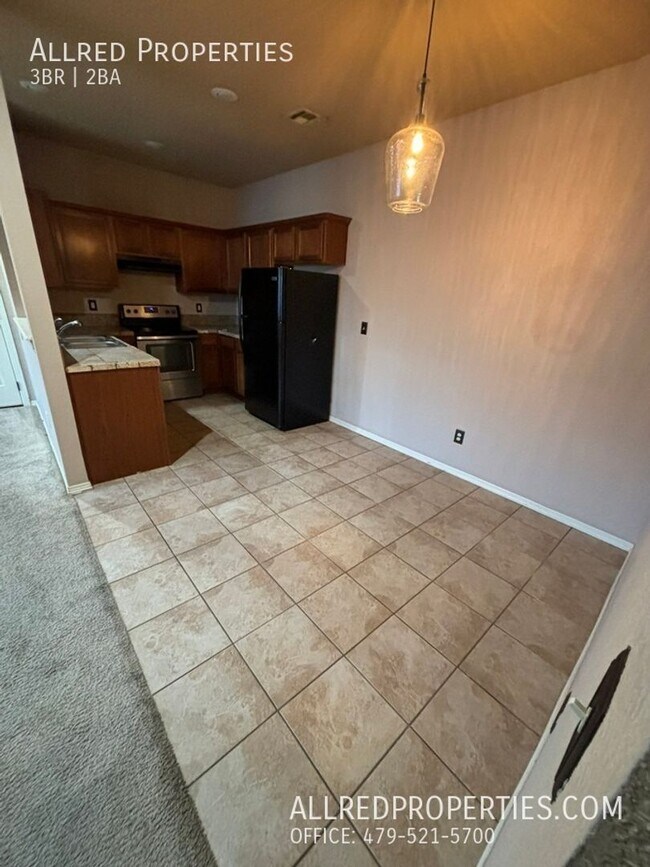 Foto del edificio - 4243-4245 W. Titus Dr.