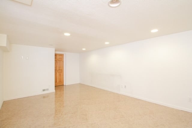 Building Photo - 1705 Fairacres Drive