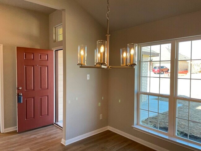 Foto del edificio - 3066 Dade Loop