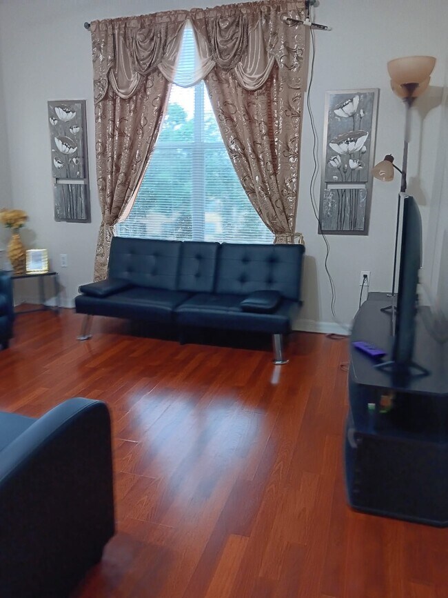 Foto del edificio - 5612 Pinnacle Heights Cir