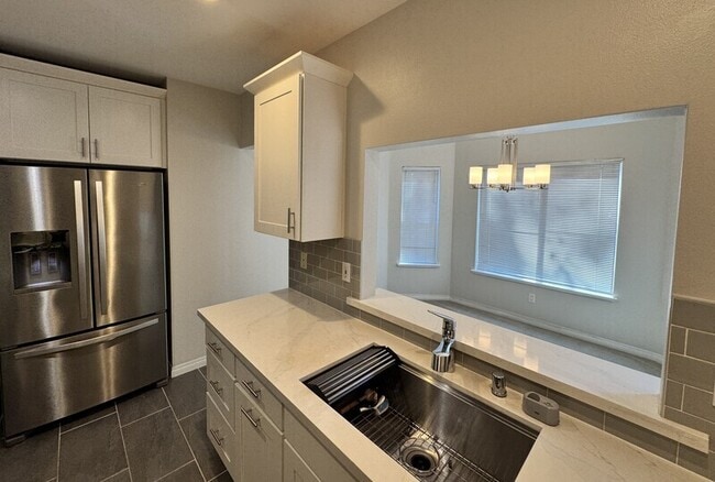 Foto del edificio - 12439 Totem Lake Way