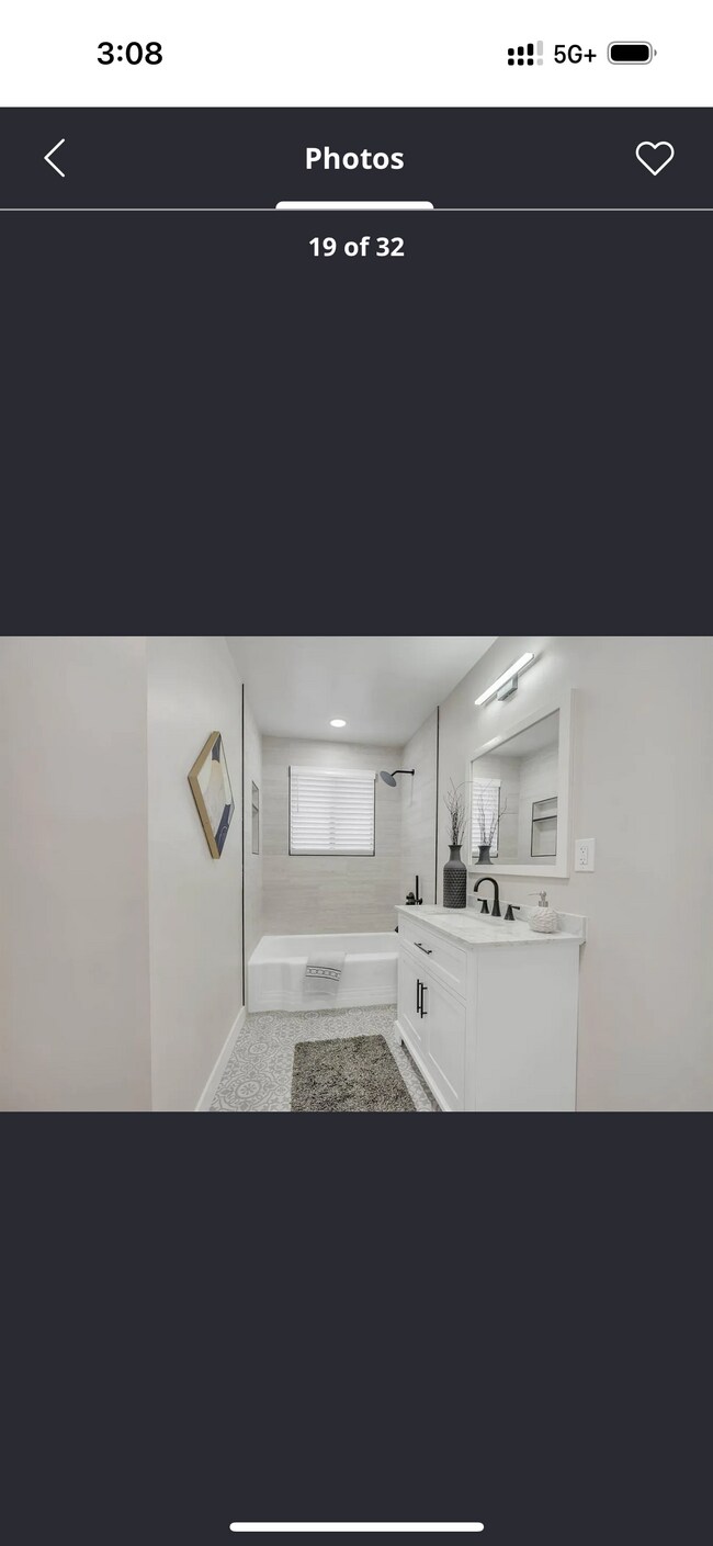 Foto del edificio - 4212 Lyle St