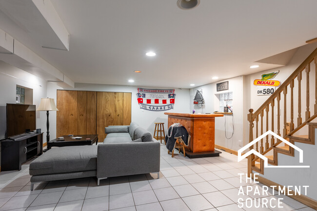 Foto del edificio - 1416 W Lill Ave