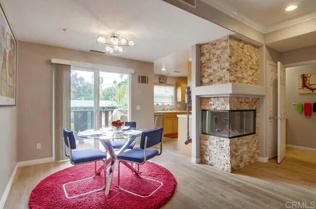 Foto del edificio - 2921 E St