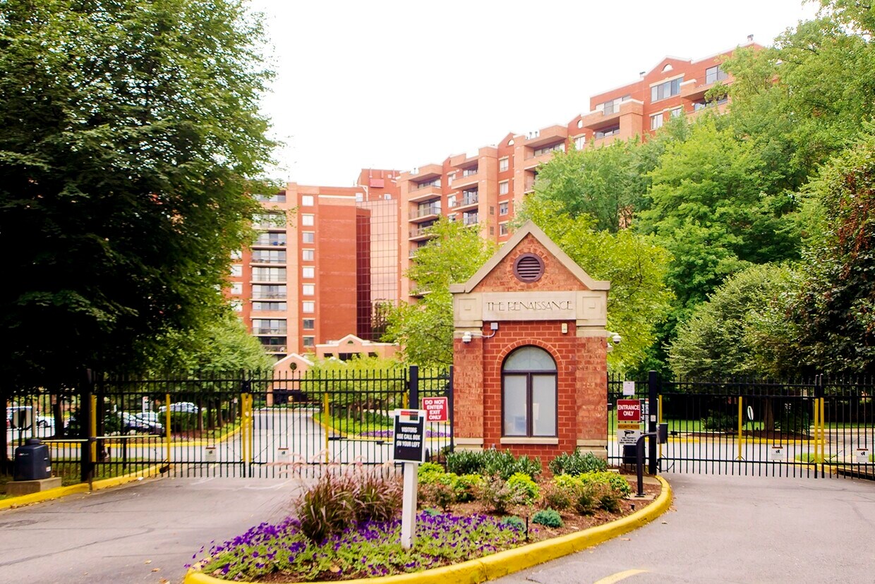 Entrance to Renaissance - 2230 George C Marshall Dr