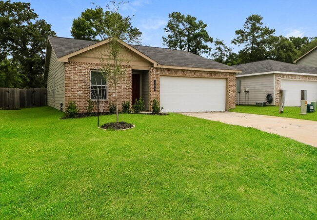 Building Photo - 15629 Del Norte Dr