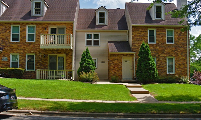 Building Photo - 2933 Cimarron Trl