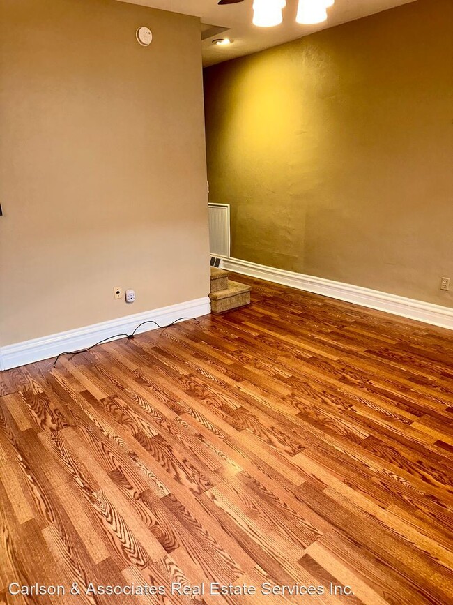Building Photo - 2 br, 2.5 bath House - 2807 Jane st